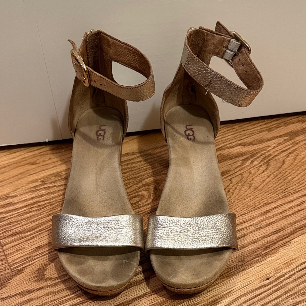 UGG Women's Metallic Gold Ankle Strap Sandals